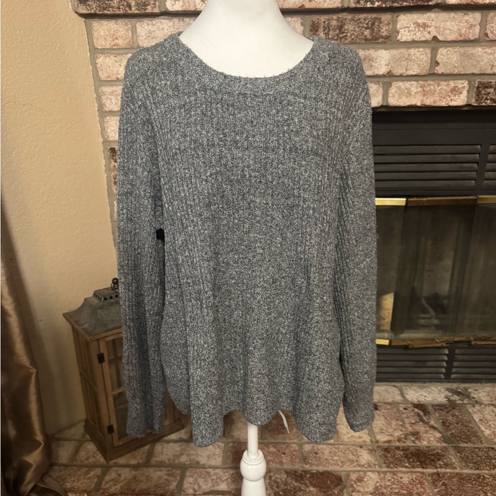 Market & Spruce Heathered Gray Crew Neck Sweater